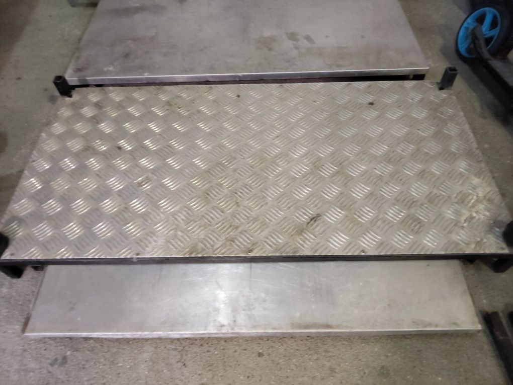 Separador de bagageira. com prateleiras e mesa ,para jeep e PIC up