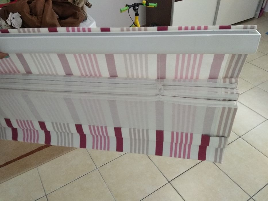 Cortinados estilo japonesas para quarto de menina
