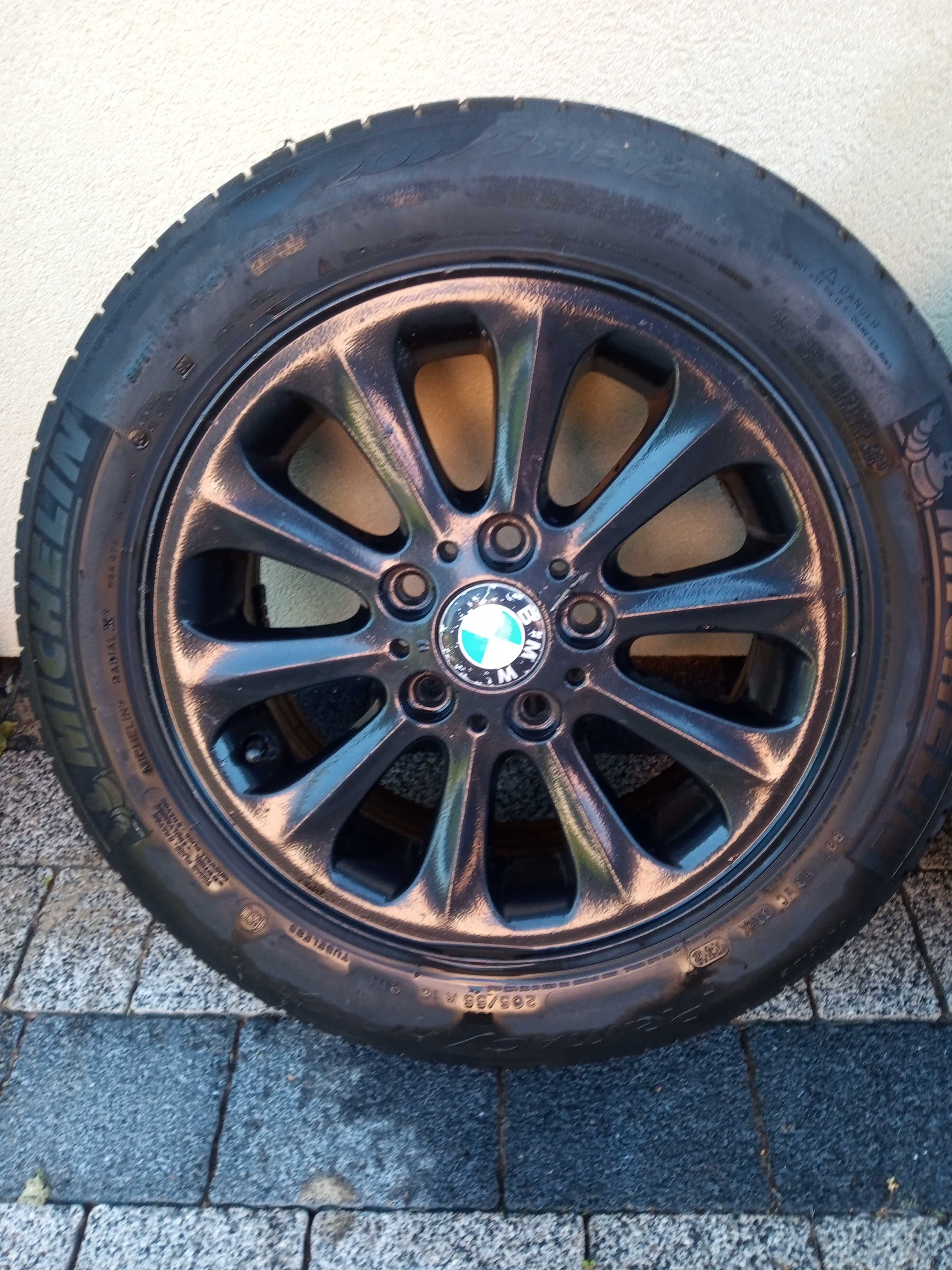 Witam sprzedam felgi BMW seria 1