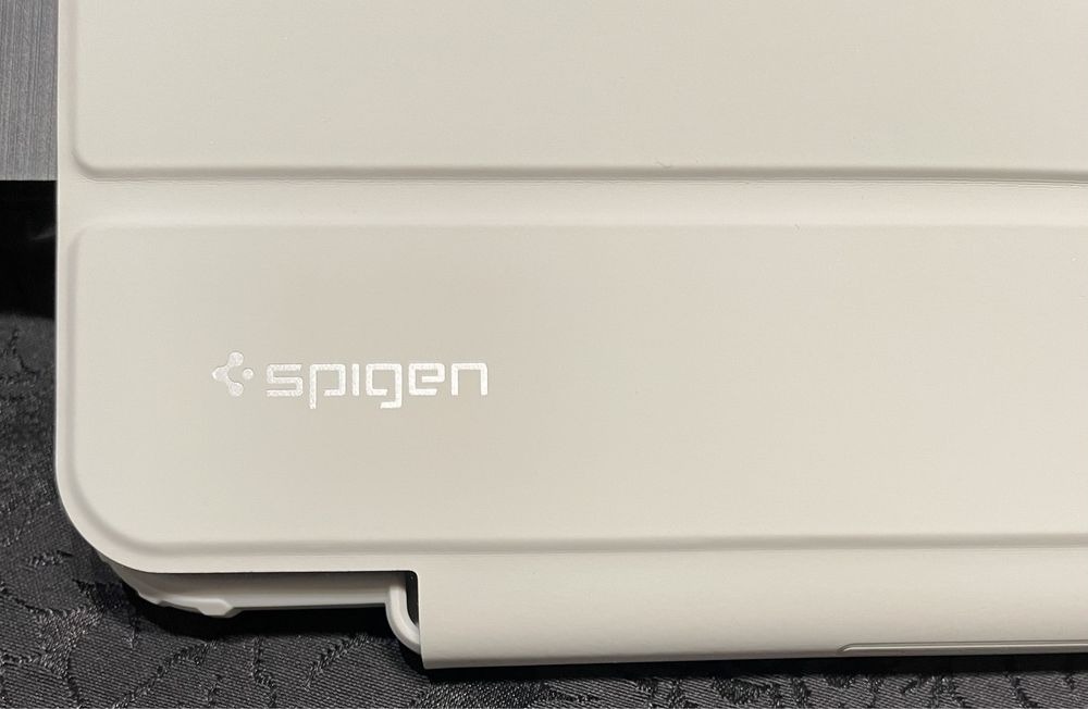 Capa Spigen para IPAD Pro 11