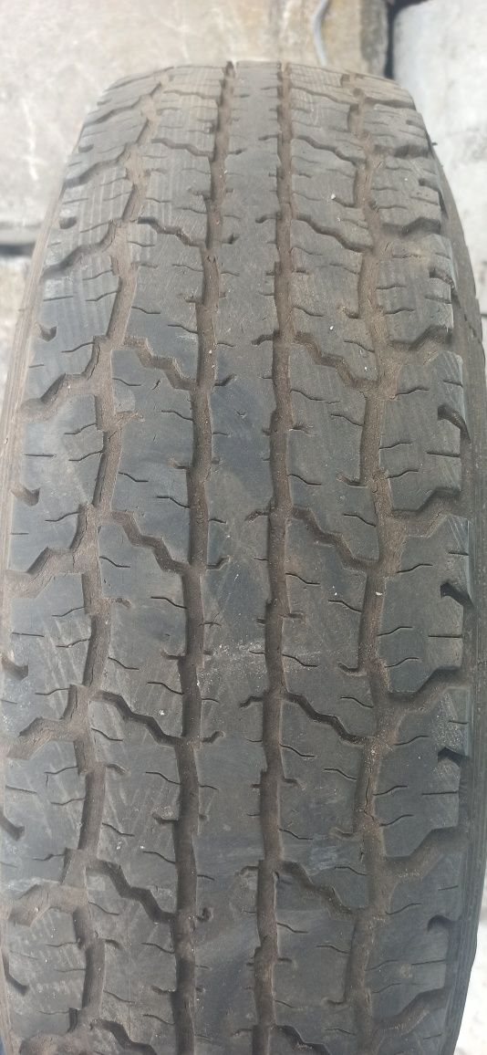 Продам колесо 185/75r16