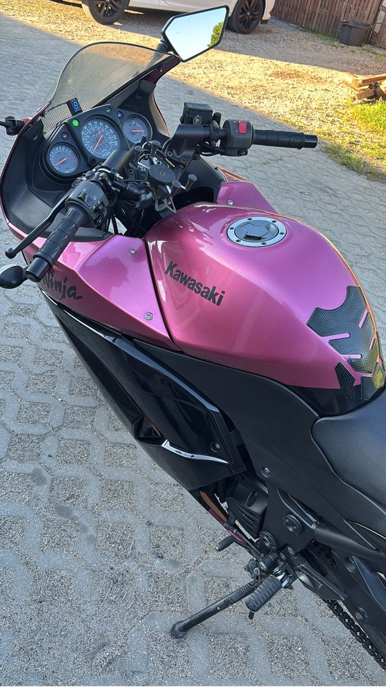 Kawasaki ninja R250 RÓŻOWY