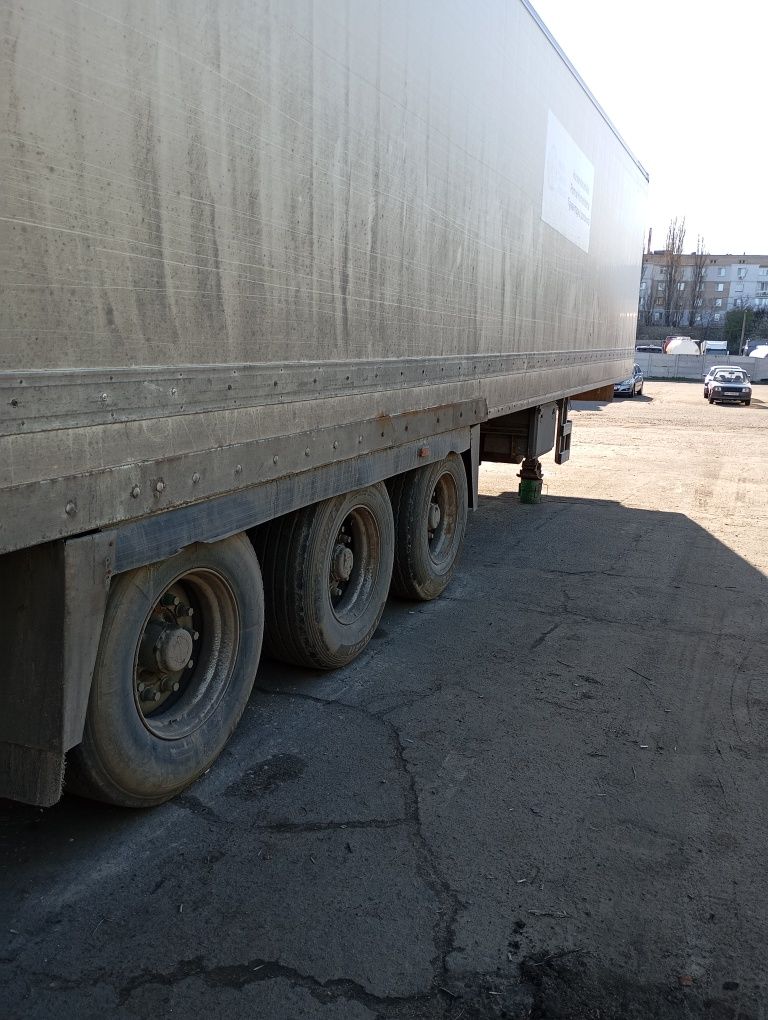 Продаю полуприцеп рефрижератор