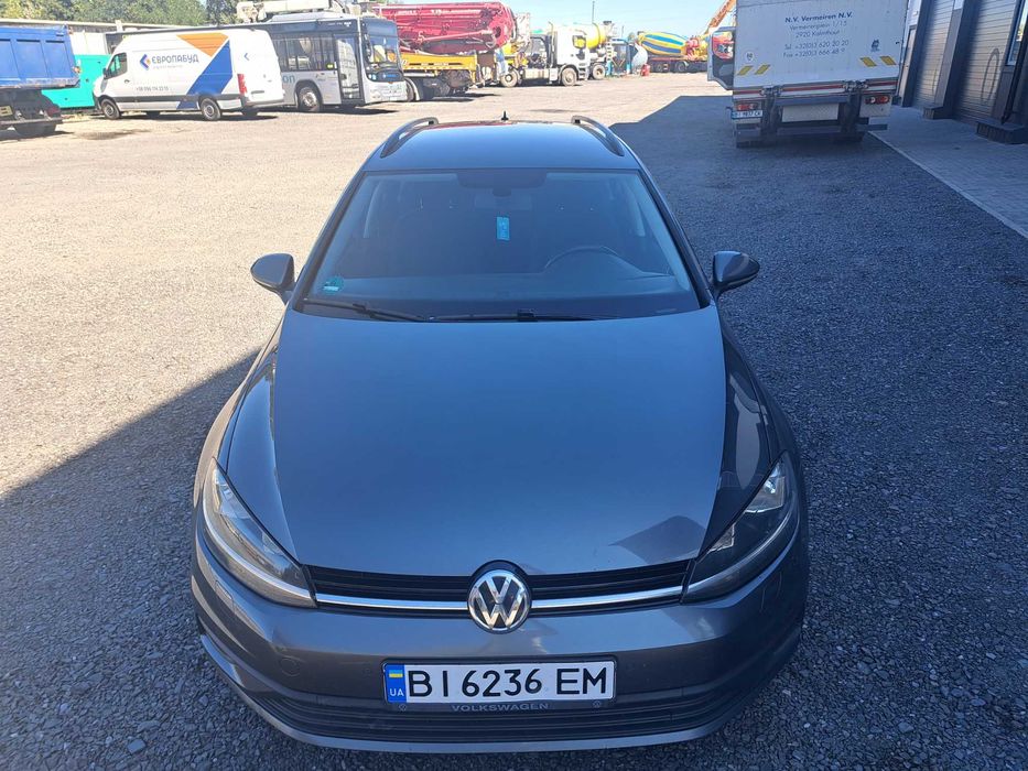 Продаж автомобіля VOLKSWAGEN GOLF 2017 р.в.