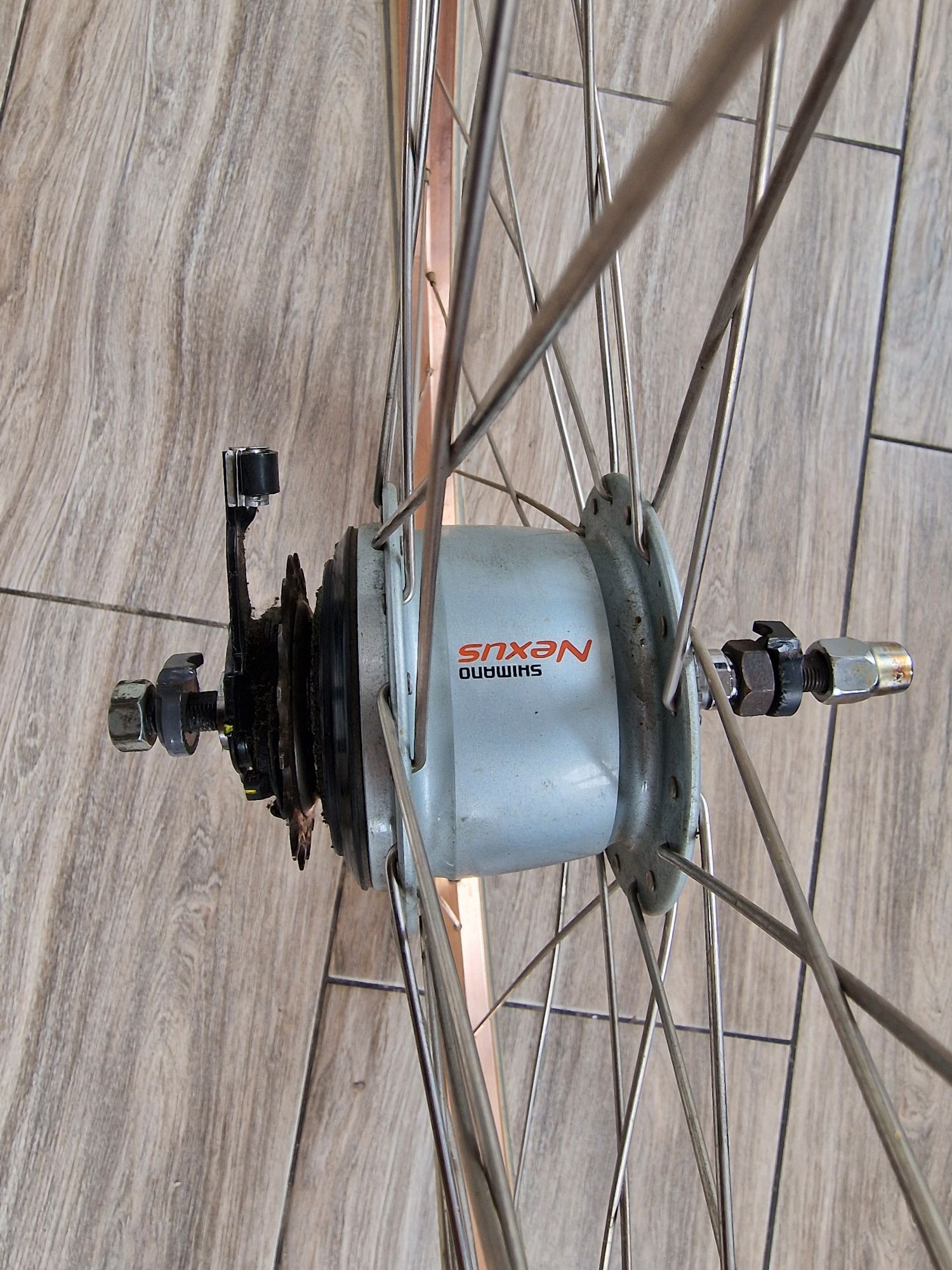 Koło do roweru tylne Shimano Nexus Inter 8 28 cali