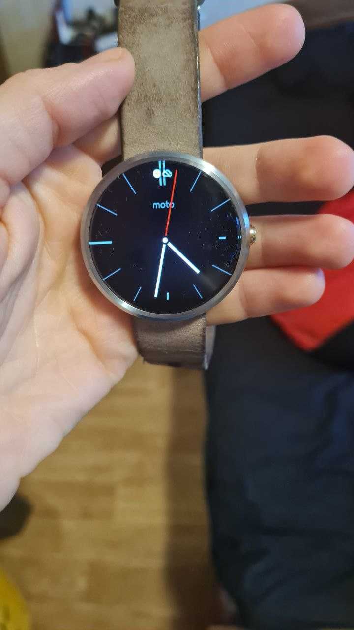 Moto 360 1st gen