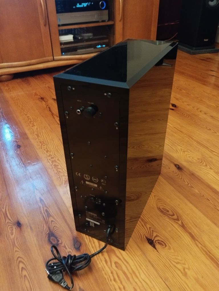 Yamaha NS-SW210 idealny subwoofer