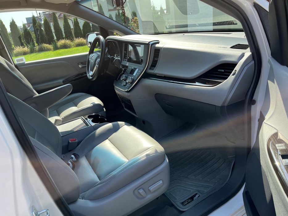Toyota Sienna 3.5 LPG 1 wlasiciel, Bezwypadkowa