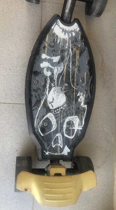 Trotineta manual de 3 rodas com travão traseiro, de pé (OXELO)