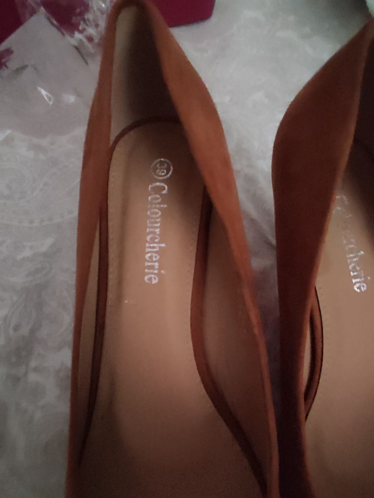 Sapatos senhora novos n 39 marca colourcherie