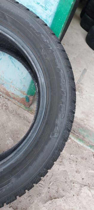 Зимові шини 205/55/16