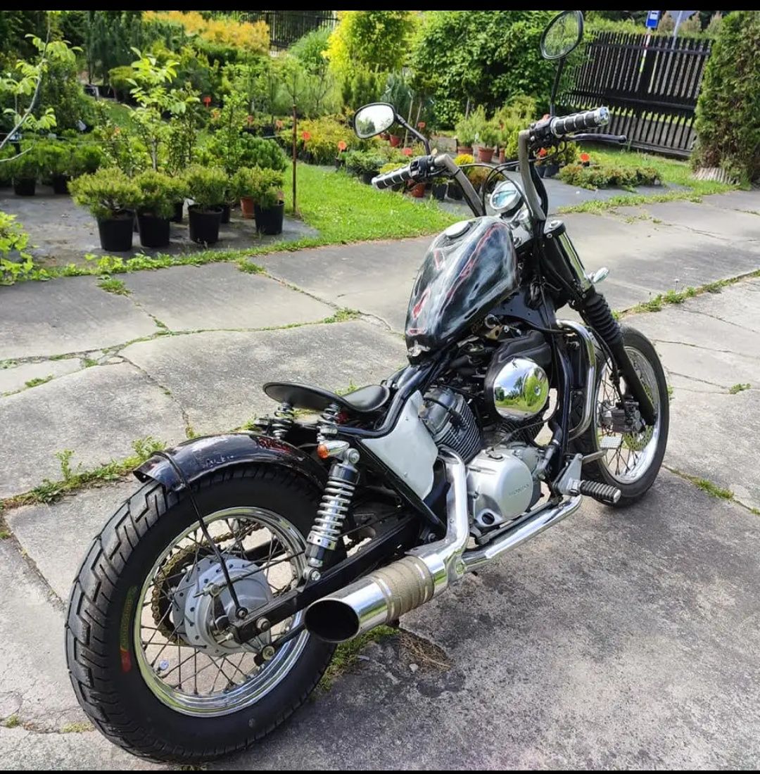 Motocykl bobber honda 125