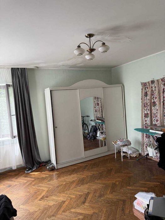 Приватний будинок р-н парку