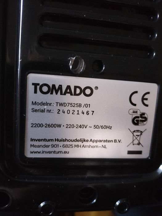 Dystrybutor gorącej wody TOMADO