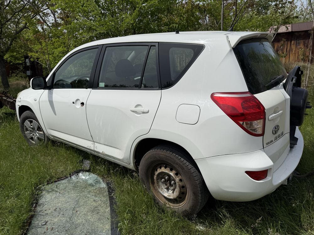 Разборка Toyota Rav 4 III d4d 2.2 дизель мкпп 4х4