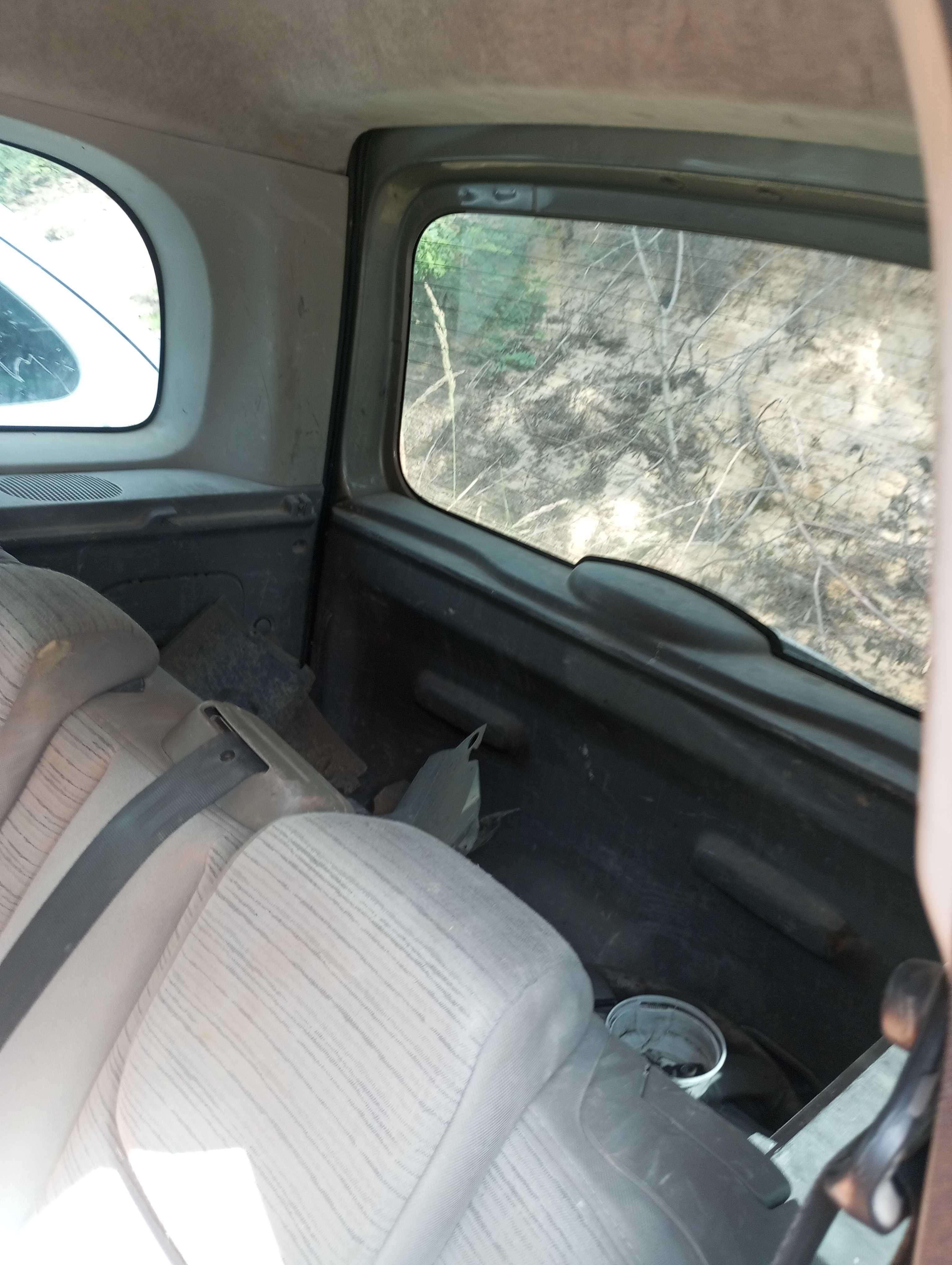 Renault Kangoo 2 uszkodzony silnik