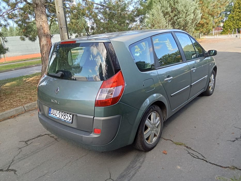 Renault grand scenic 2.0 16v 7 osob bez rdzy