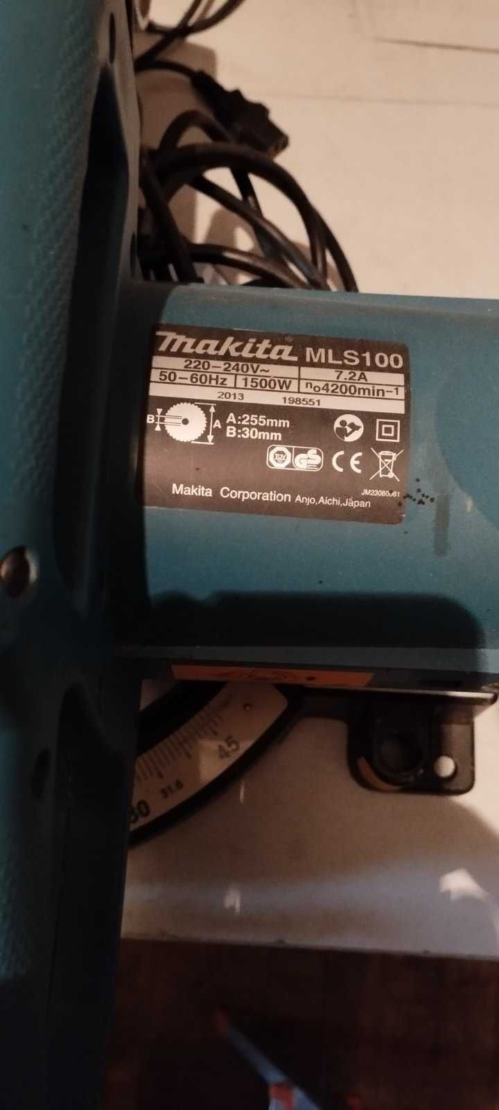 Торцова пила Makita MLS100