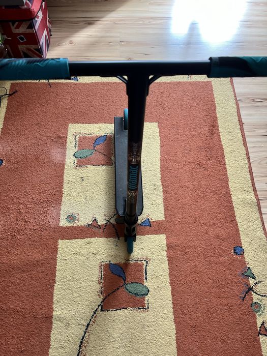 Chulajnoga wyczynowa Movino Maniac (Niebieska)