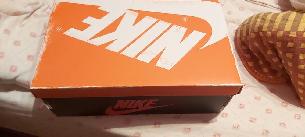 Jordan 1 Lost and Found 37,5