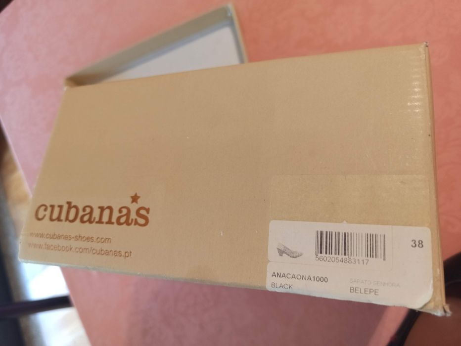 Sapatos cubanas 38 sola borracha super confortável