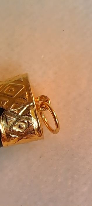 Pendentes Figas vintage em Ouro amarelo 19,2kt.