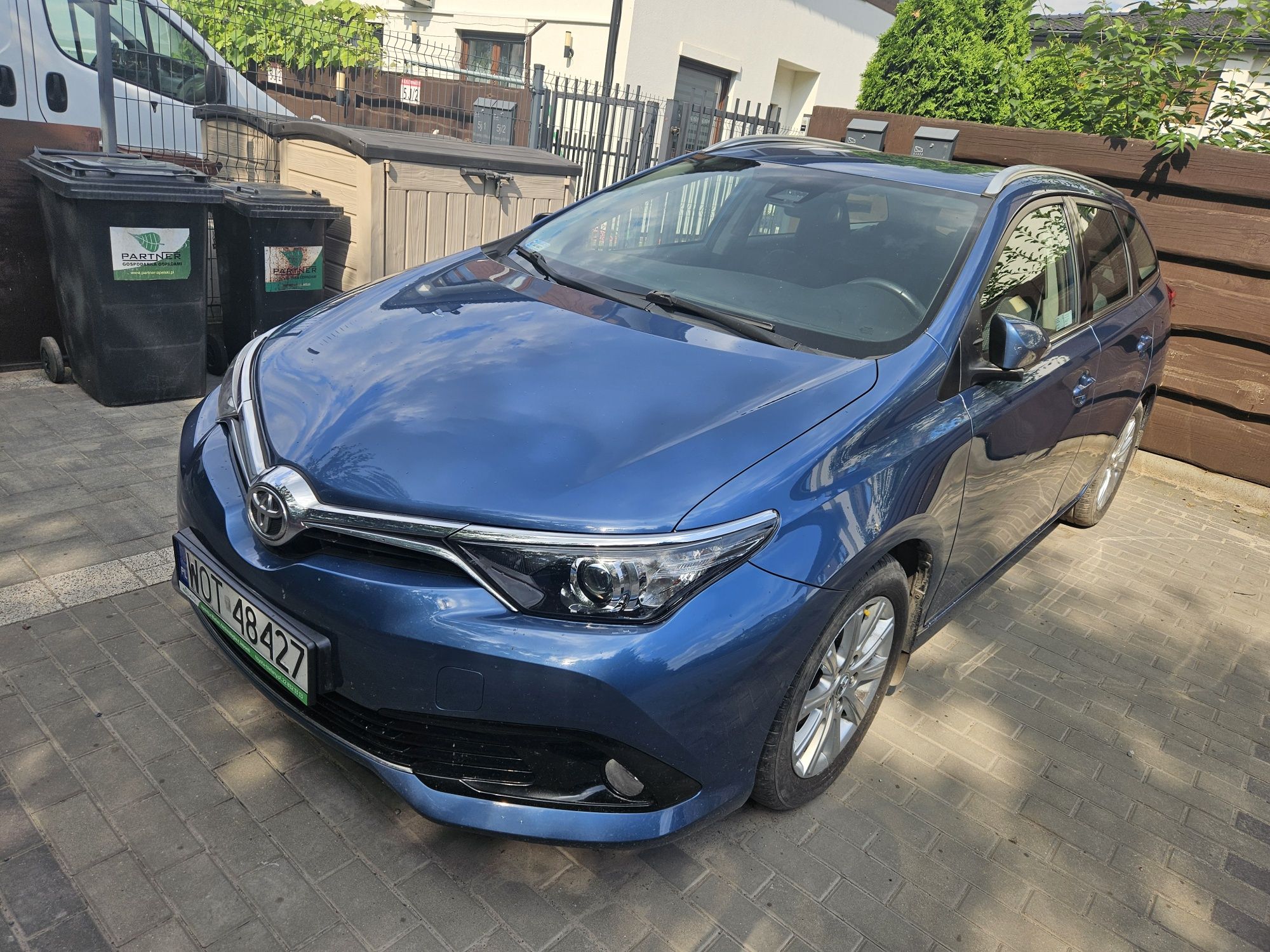 Toyota Auris Salon Polska Automat