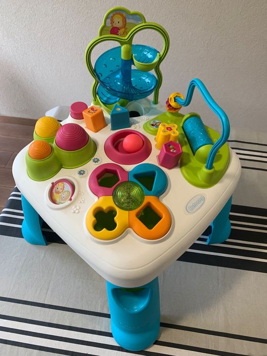 Mesa atividades bébé