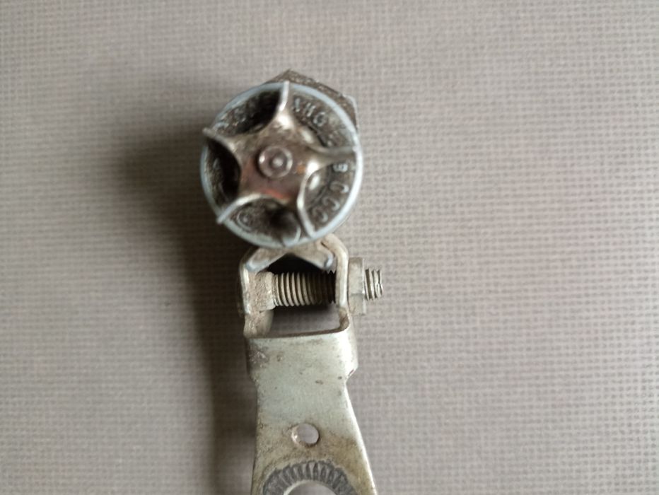 Stary mechaniczny licznik CCCP z PRL-u