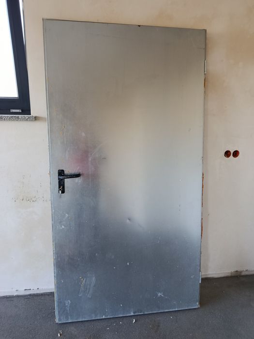 Drzwi tymczasowe budowlane