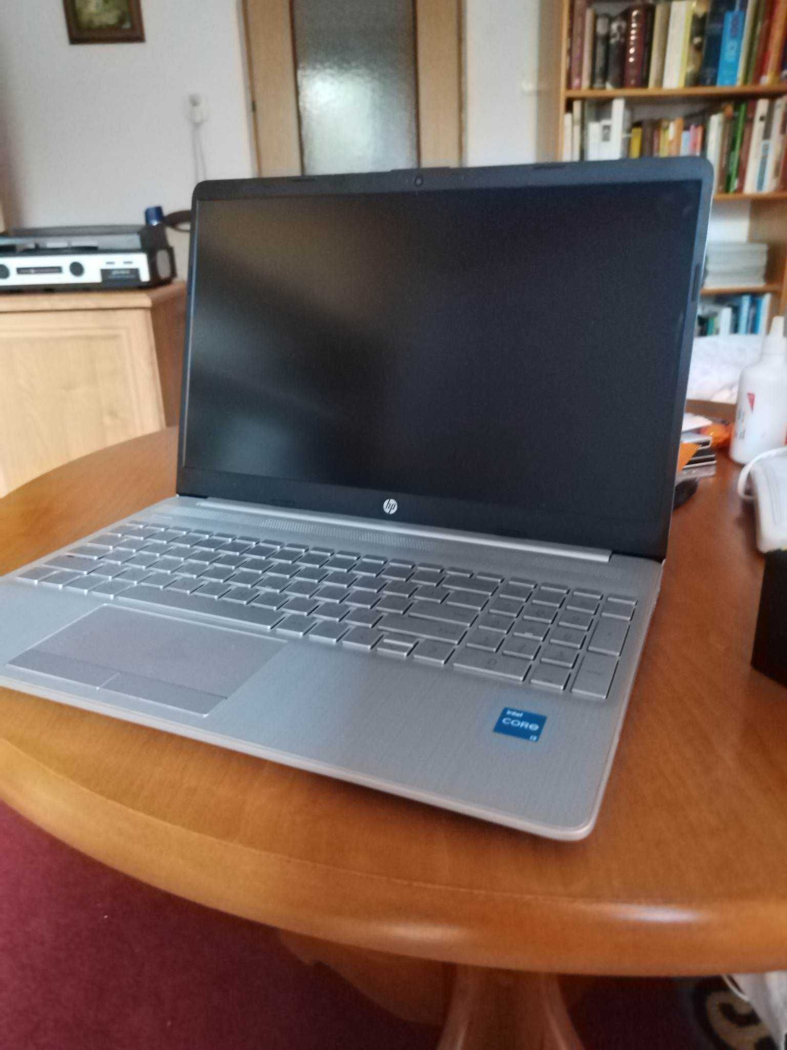 Laptop HP 15-DW3123NW 15.6 cala nieużywany półtora roku gwarancji