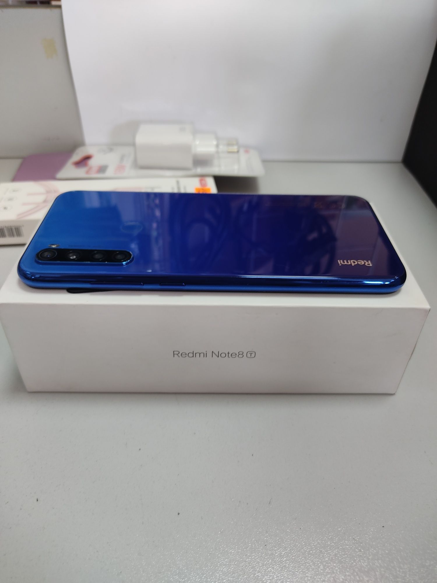 Redmi note 8T 4+2/128 gb NFC