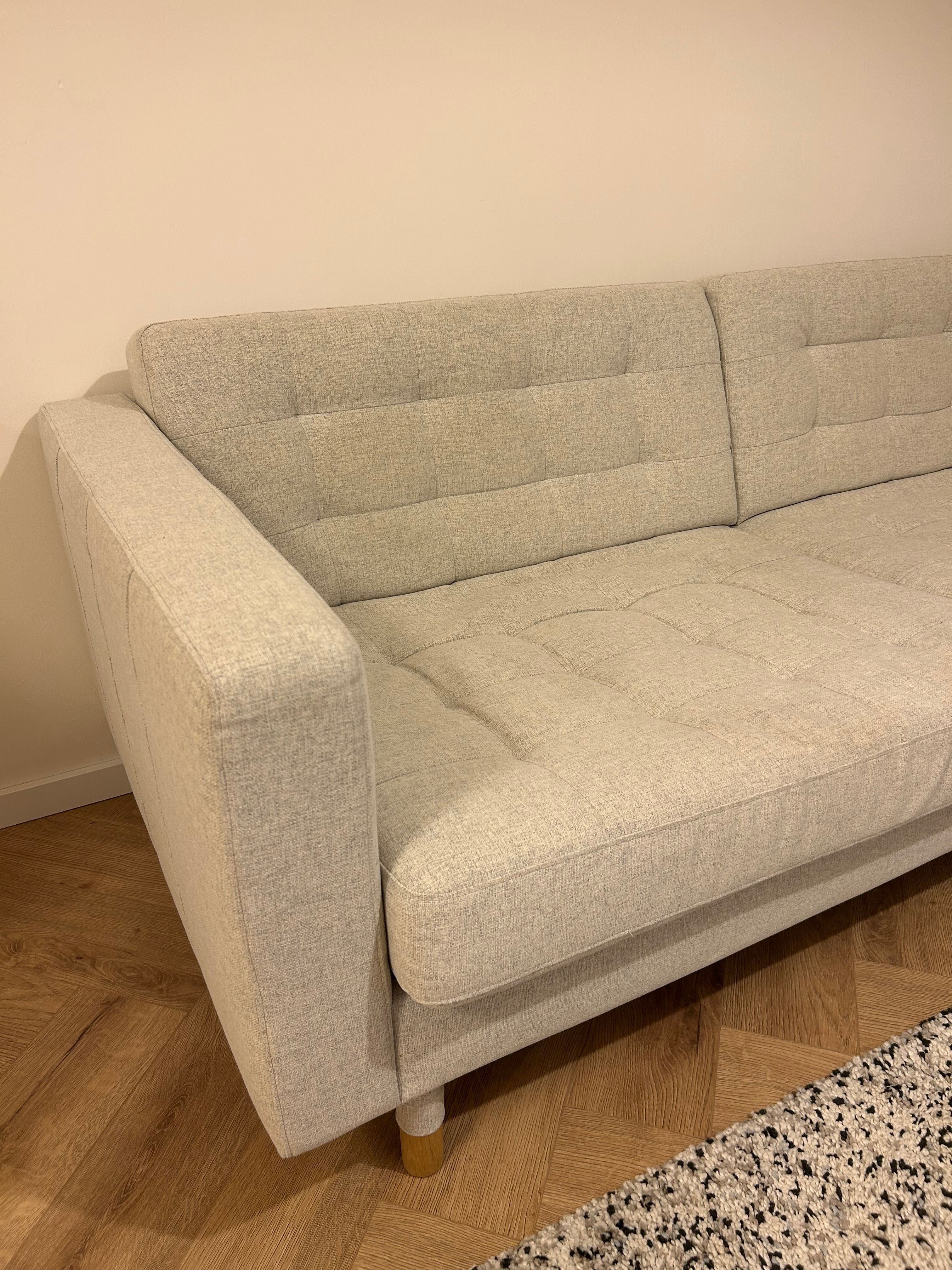 Stylowa 3-osobowa sofa z podnóżkiem Landskrona IKEA