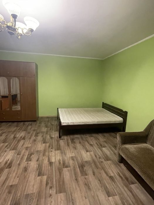 Сдам комнату по ул. Тростянецкая , метро Позняки