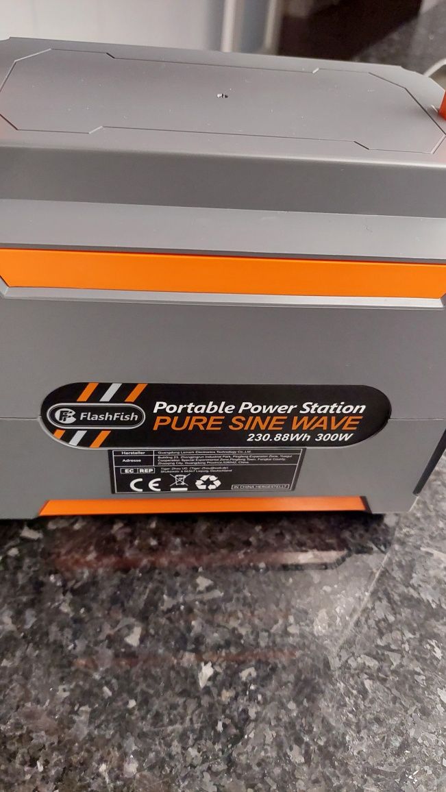 Gerador solar 230wh