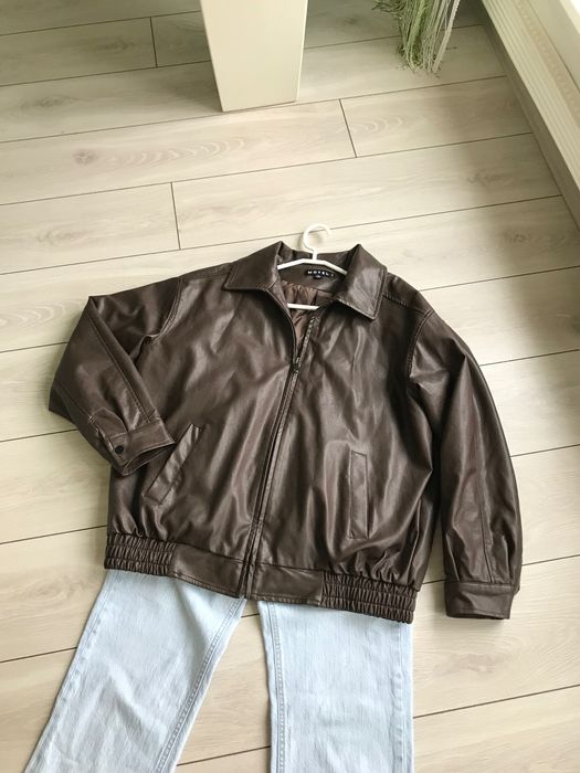 Куртка жіноча коричнева