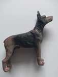 Figurka psa doberman Schleich