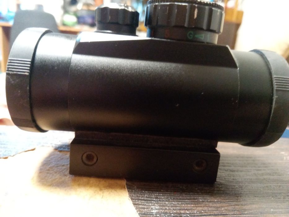 Продам каліматорний приціл Bestsight 1×40Rd