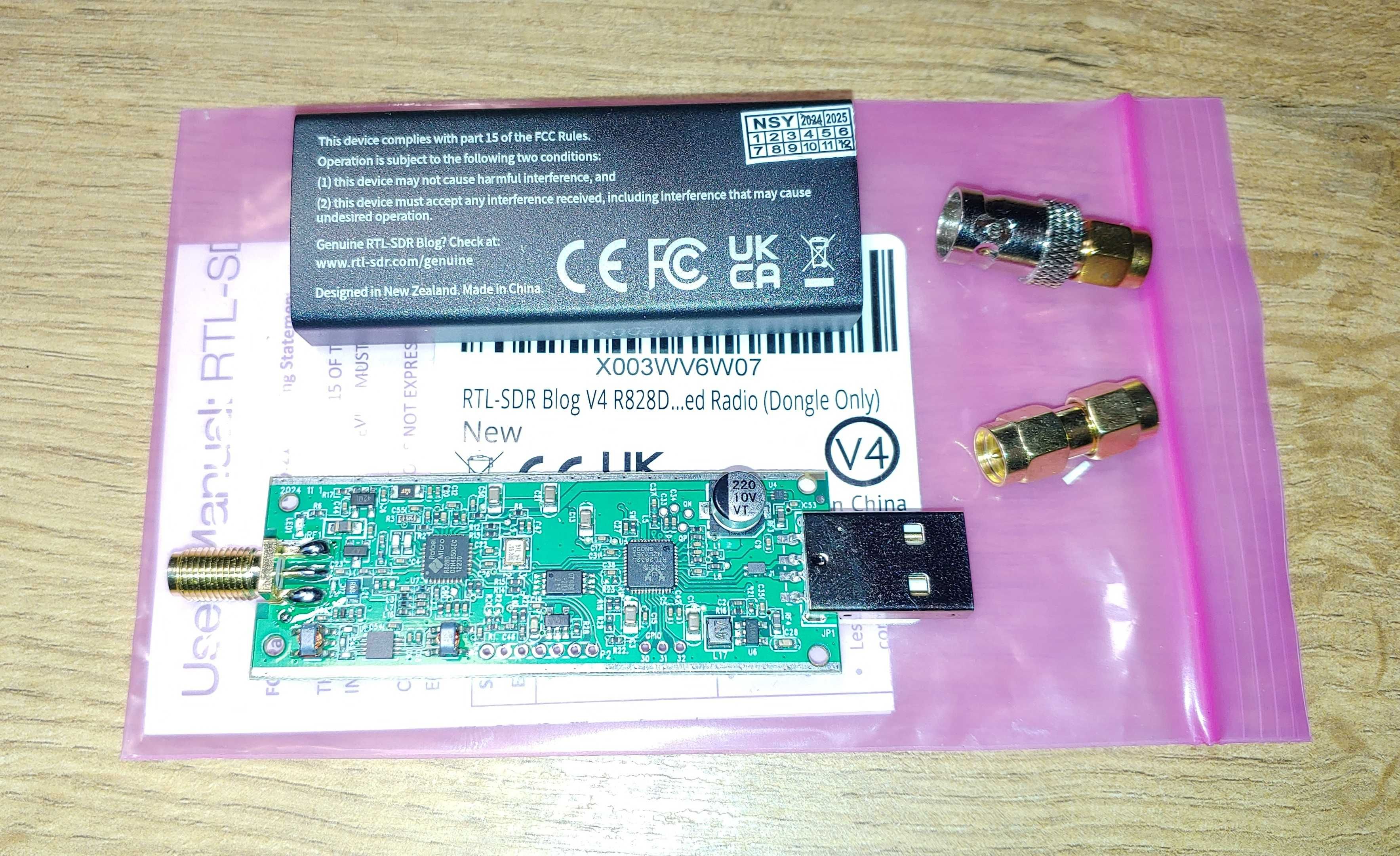 Skaner radiowy RTL-SDR v4 R828D 0.5MHz-1766MHz + adapter SMA i BNC