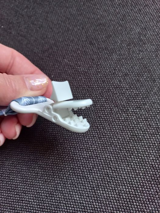 Тримач для пустушки/гризунка/ніблеру/брязкальця з кліпсою Різнок