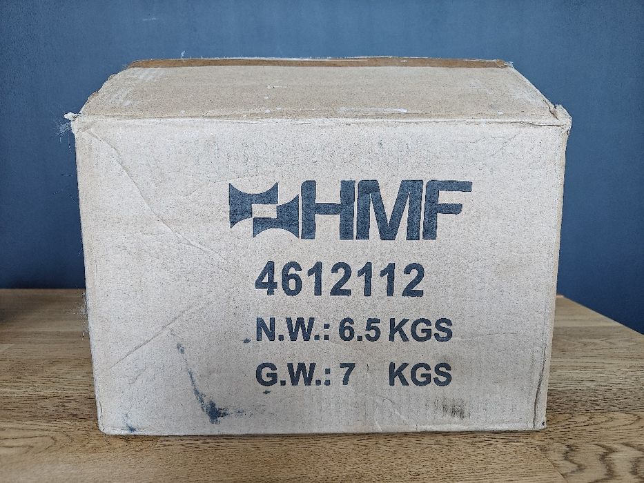 Sejf meblowy z zamkiem elektronicznym