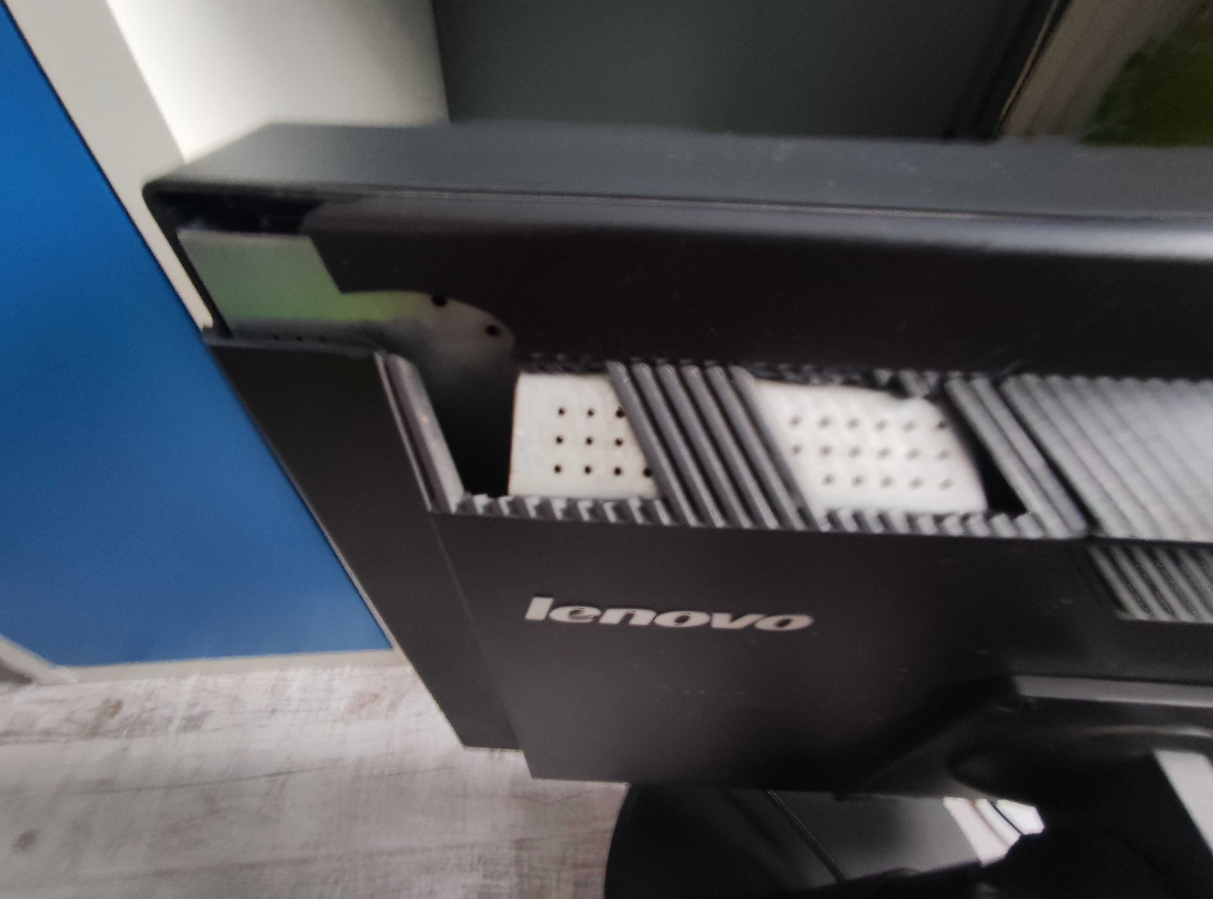Monitor Lenovo ThinkVision L220xwc 1920x1200