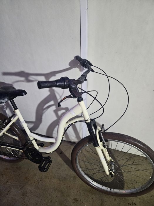 Vendo duas bicicletas de senhora e homem
