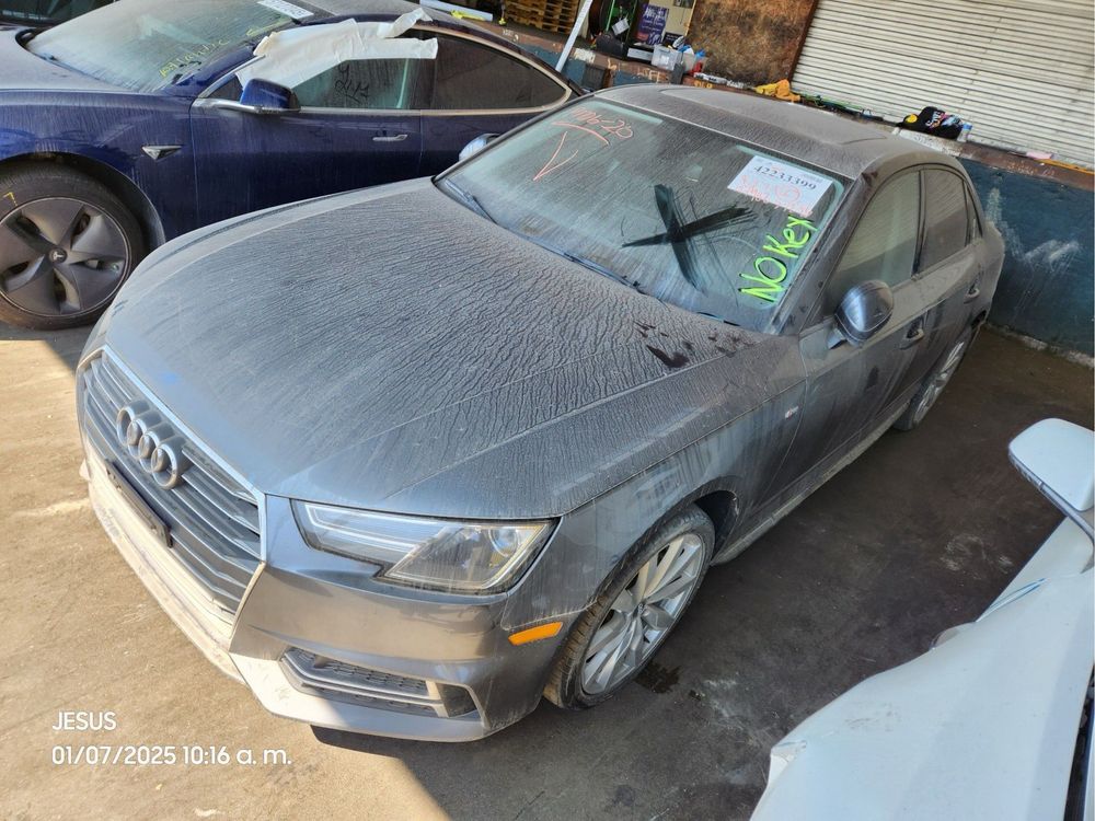 Audi a4 2018 р s-line quatrro