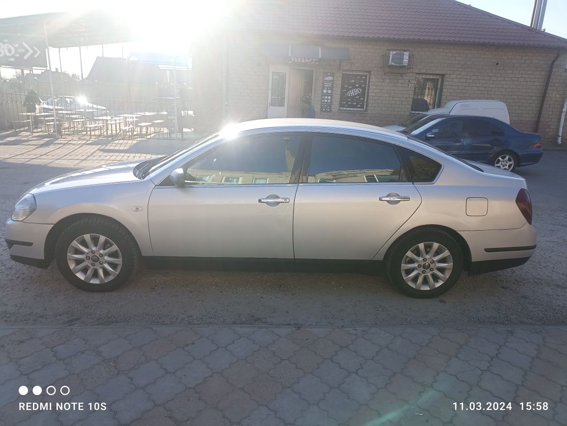 Nissan tiana 2,3