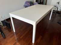 Mesa de Madeiea Extensível IKEA