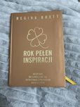 Rok pełen inspriacji dziennik do zapisywania nowy Regina Brett