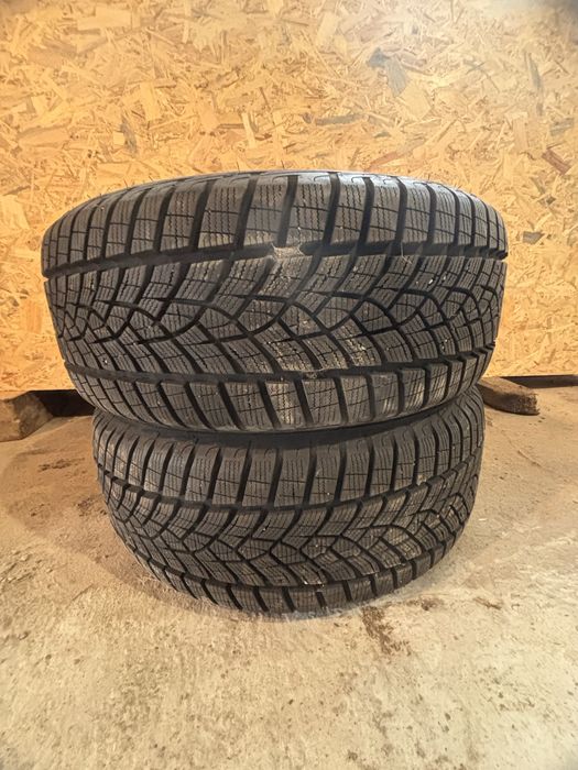 2 opony zimowe GoodYear 215/50R18