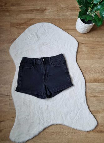 Krótkie czarne szorty spodenki dżinsowe jeansowe hollister xxs/xs