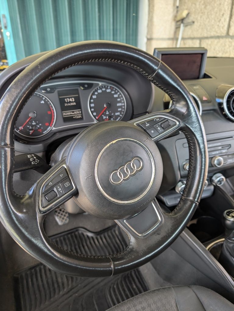 Audi A1 1.6 TDI 105 (RESERVADO)